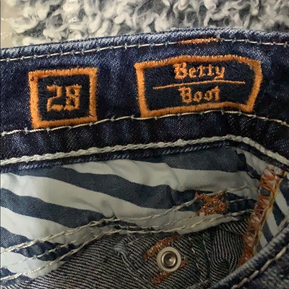 Boot Cut Rock Revival Jeans - Picture 4 of 5